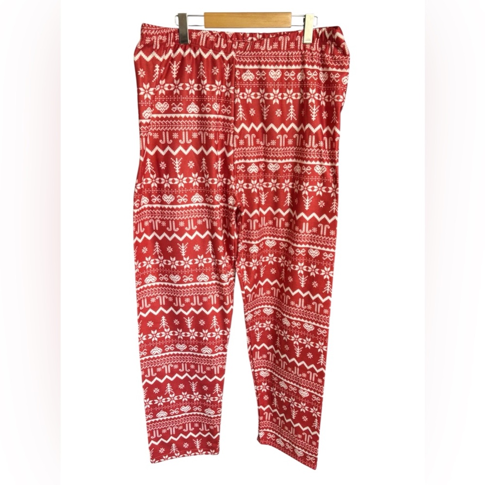 NWOT Disney Christmas Pajama Pants